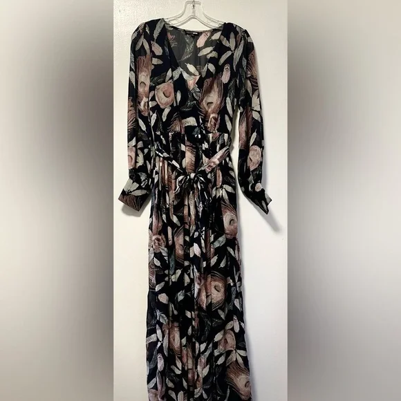 Fashion Nova Navy Feather Print Maxi Dress Tie Waist Slit NWT  is  available for purchase on au PAY Market - Imported Goods Online Store  Co.Ltd. | au PAY Market - Online Shopping Site